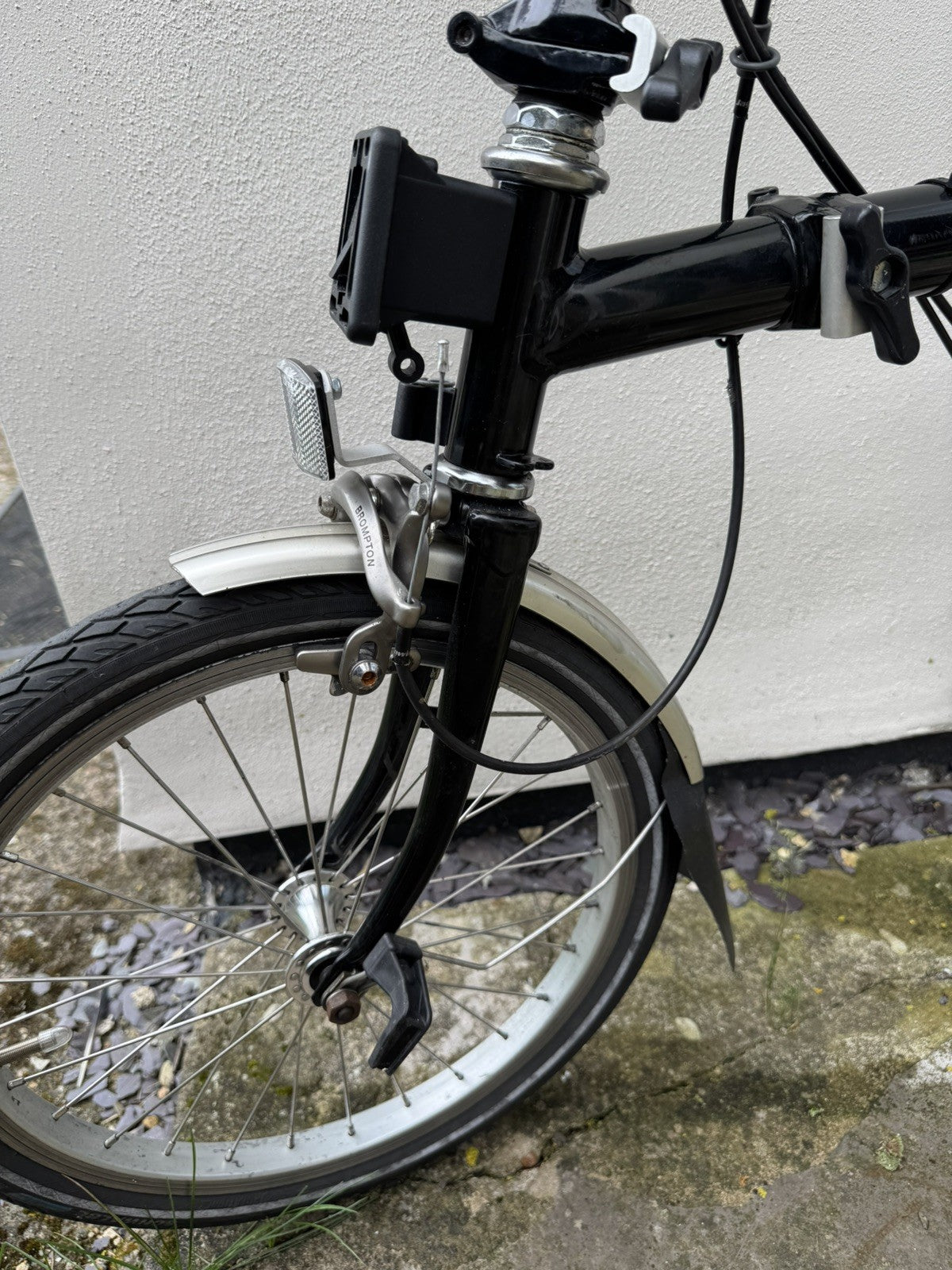 Brompton S2L 2 Speed Folding Bike Black - mudguards - Brooks grips - front block