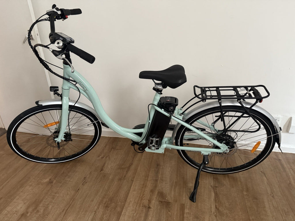 Juicy Classic City Dutch Stepthrough  Bike Assistance Up to 30MPH