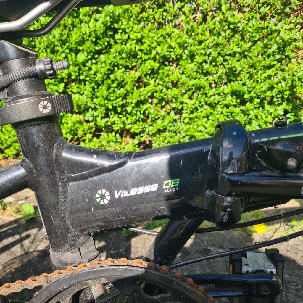 Dahon Vitesse D8 Folding Bike - Black/Green - Project/Spares or Repair