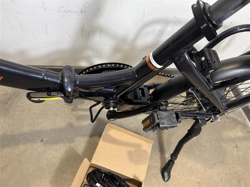 Raleigh Stow-E-Way 20" Folding Bike - Missing Battery