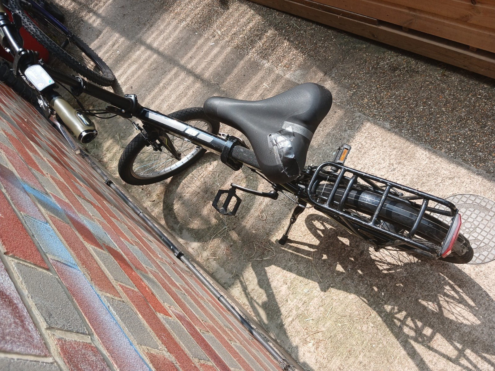 Carrera Crosscity Folding bike