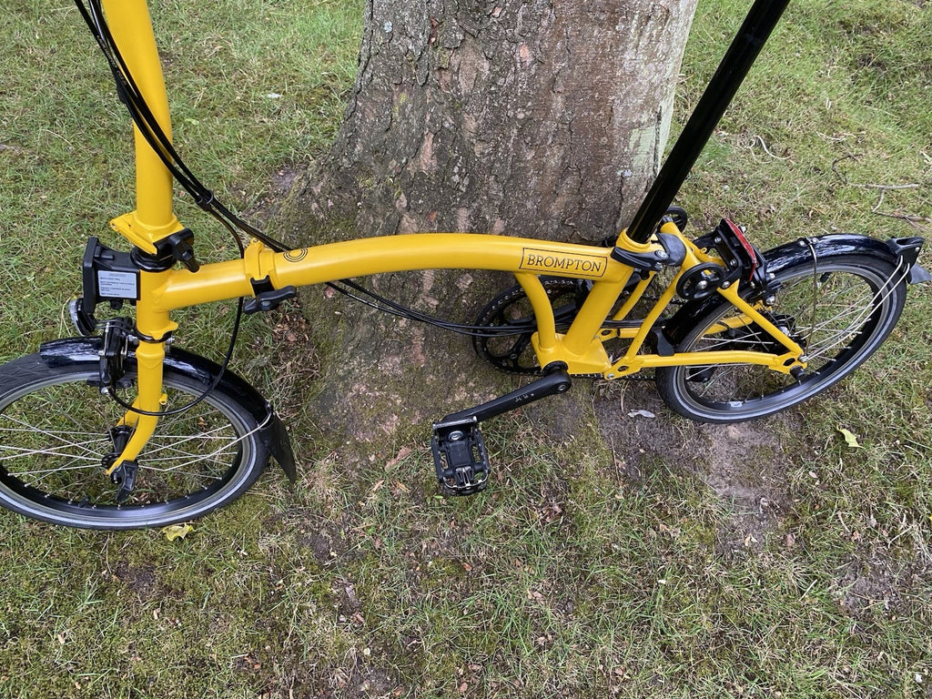 Brompton bike C-line 12-speed 2025 mid bar In bumblebee yellow