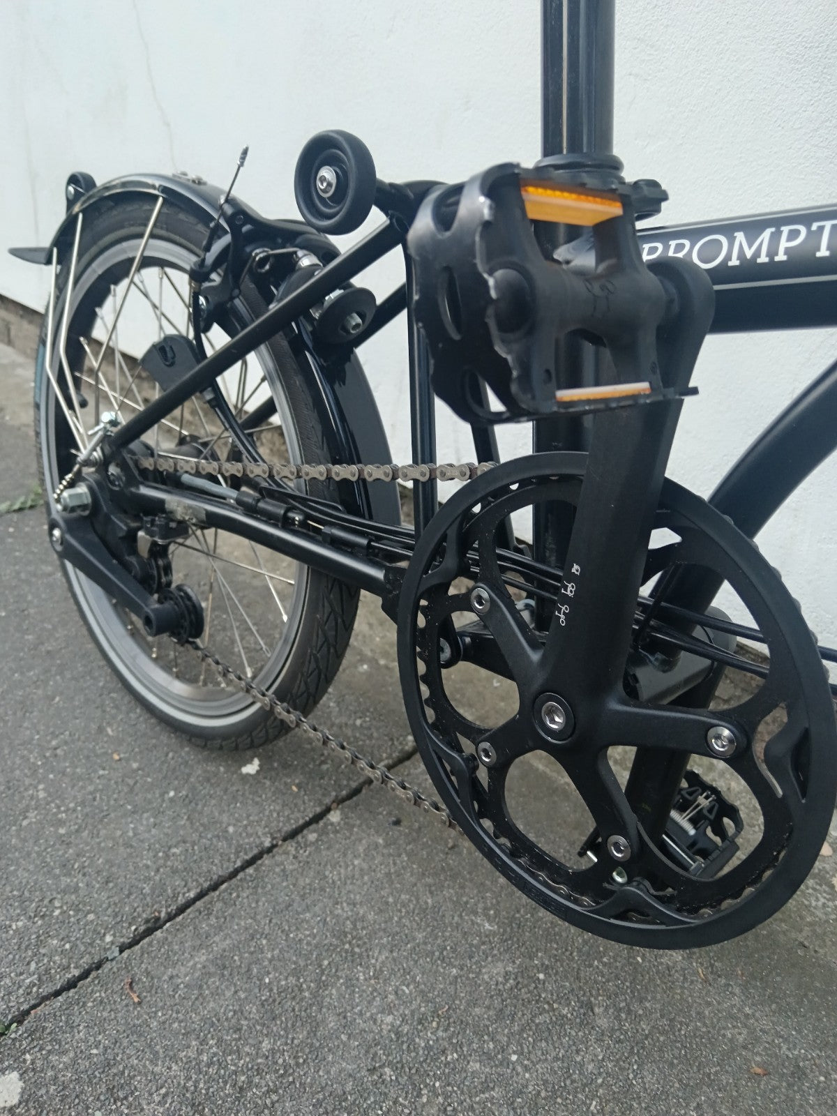 Brompton M6L BLACK EDITION 2025 Folding Bike Excellent Condition