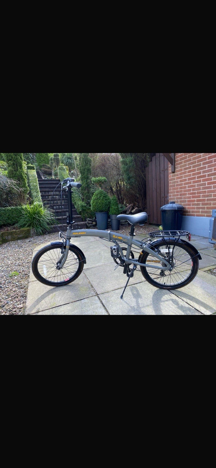 Raleigh Evo Two Folding Bike, 20" Wheels, 7 gears