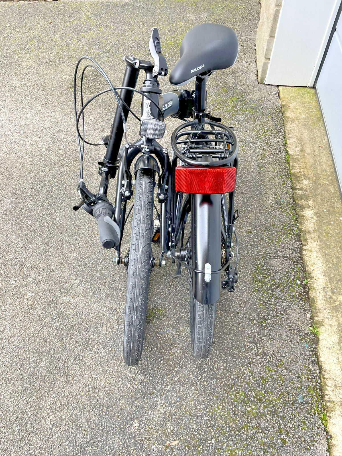 Raleigh  foldaway 7 Folding Bike,  20" Wheels, 7 Speed with Revo Grip