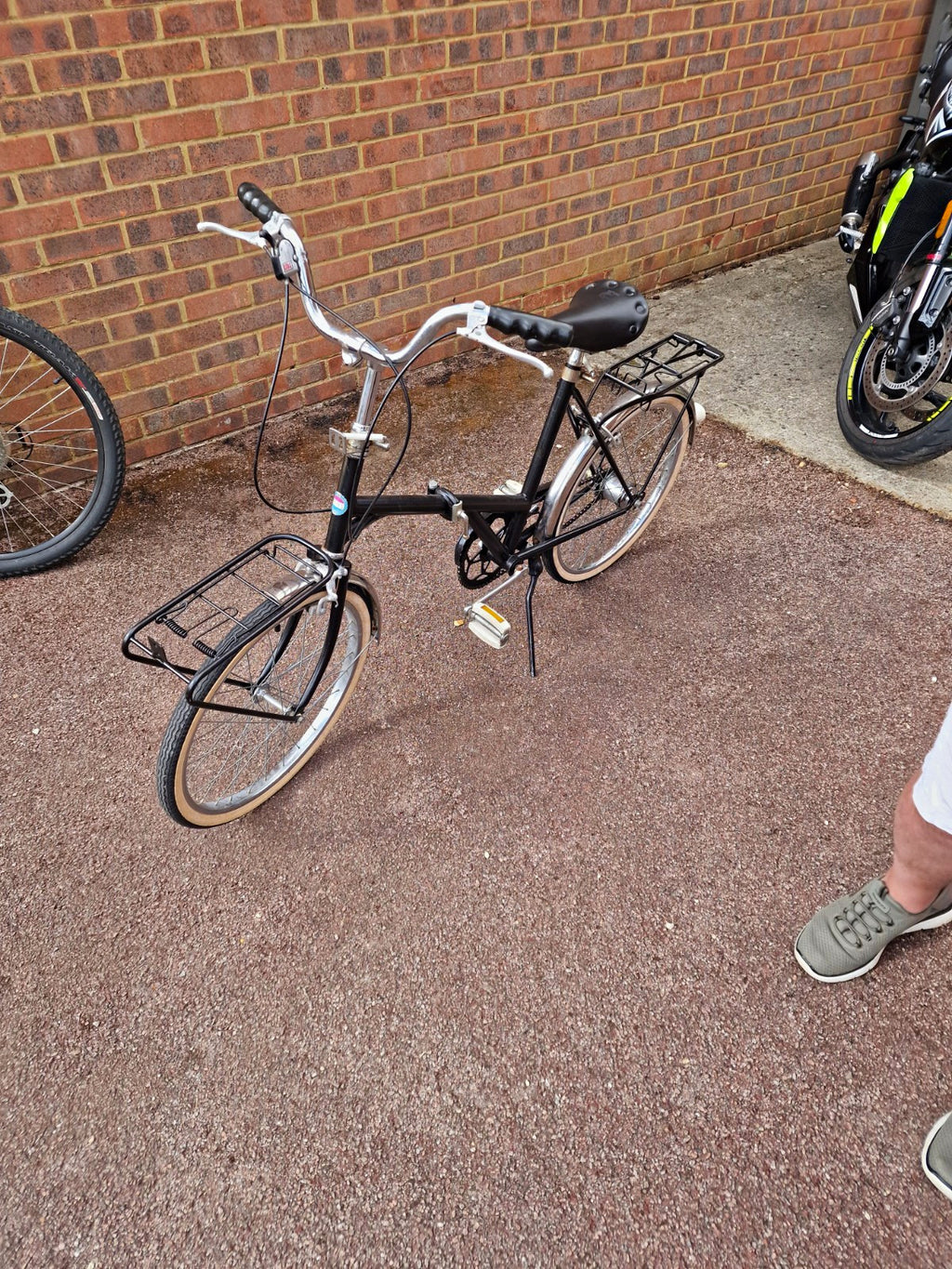 Dawes Kingpin Folding Bike Black Cruiser Handlebars Rear Rack Unisex Adults Used