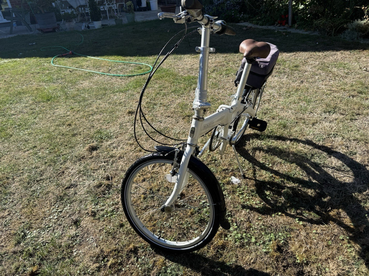 Bickerton Junction 1607 Country Folding Bike  with pannier, bike pump and lock