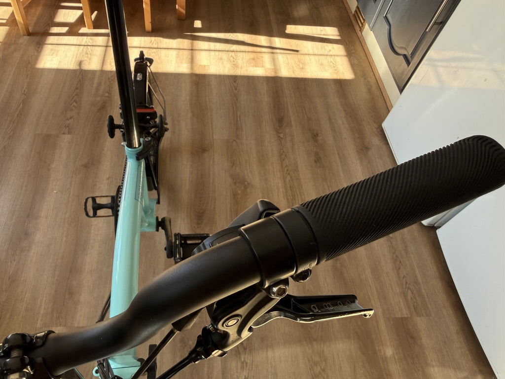 Brompton M6L E 6 Speed Mid Folding Bike