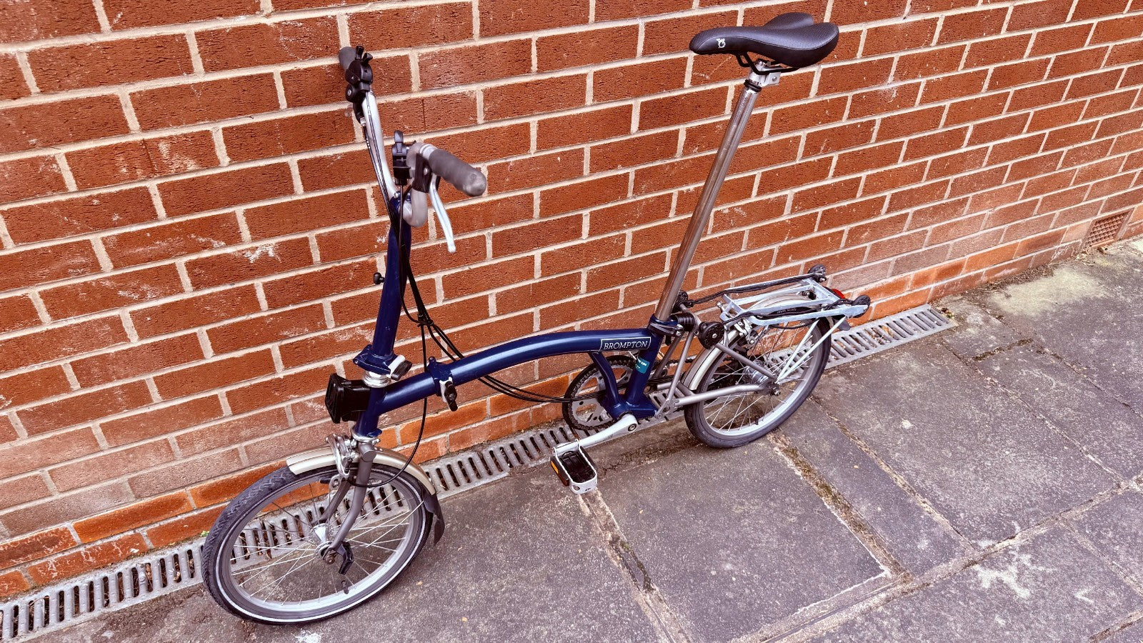 Brompton M6L-X Titanium C Line 6 Speed Very Good Used Condition FREE POSTAGE