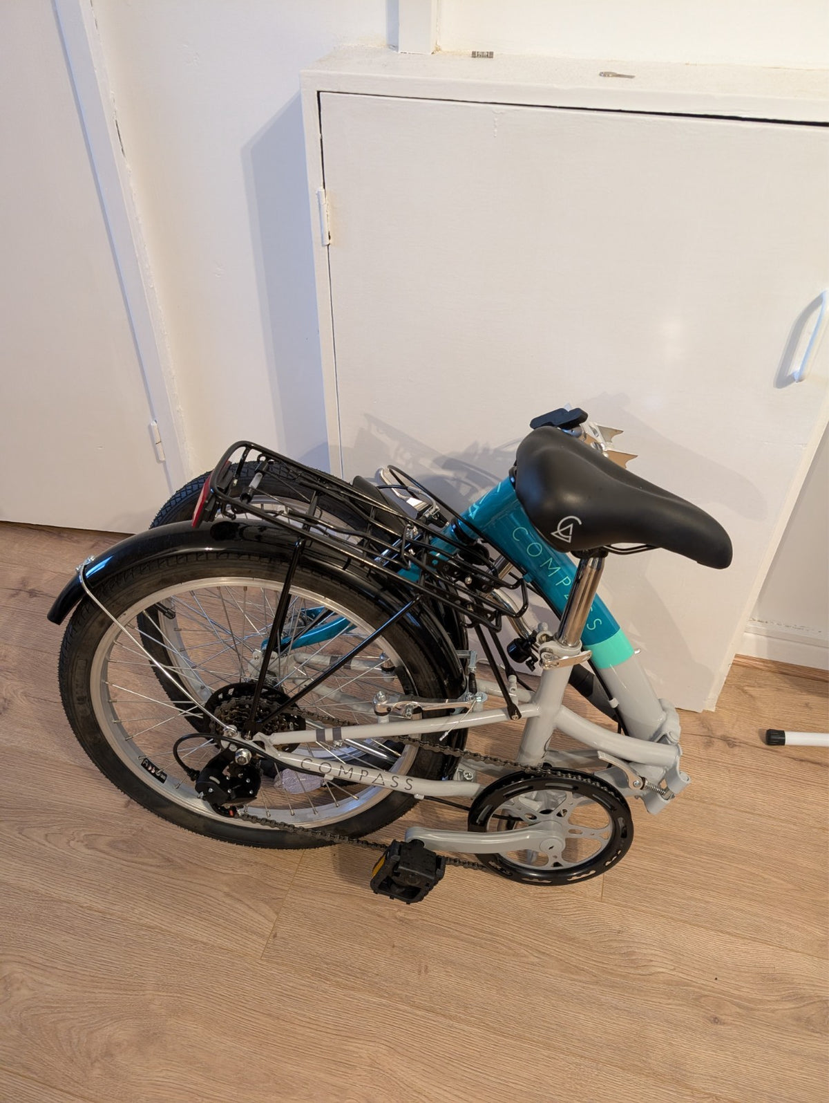 Compass Northern Folding Bike 20" with lock and pump