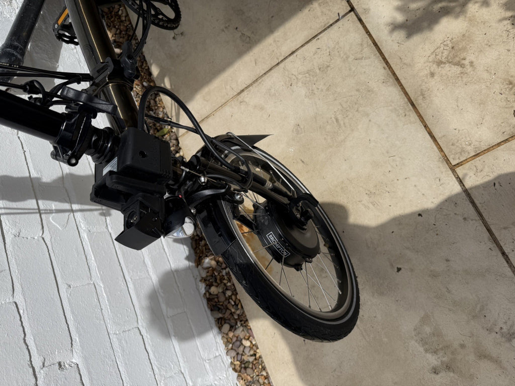 Brompton C Line Electric (M6L) Black Edition - Black Lacquer