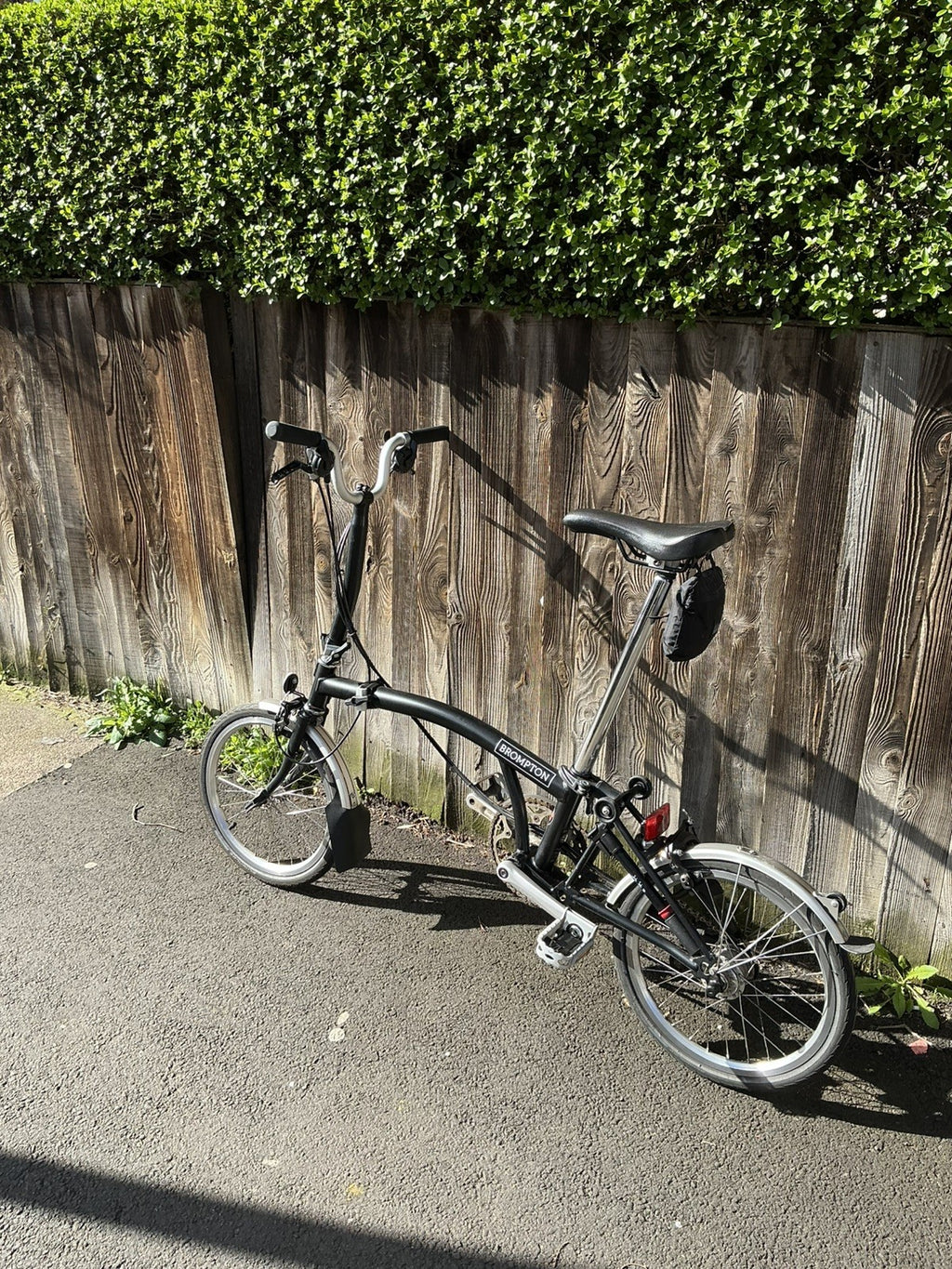 Brompton C-Line Explore 6 Speed Bike Mid (M) - Handlebar - Black