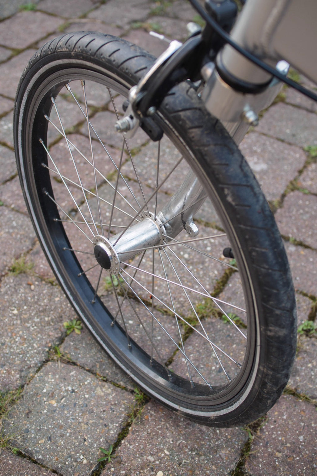 Giant Halfway folding bicycle, very good condition.