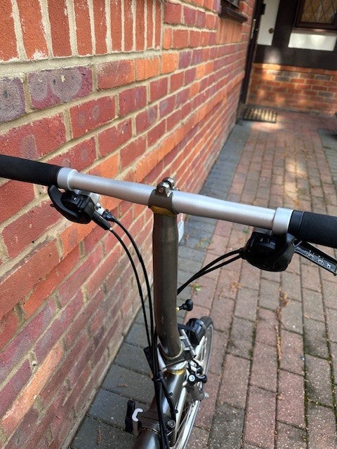 Brompton Superlight S6L Raw Lacquer Titanium SON Dynamo + B&W Case 2017