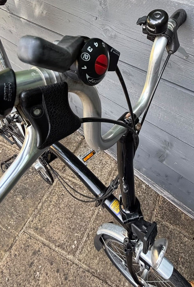 Brompton M5R C line Explore equivalent in Gloss Black - Leisure Used