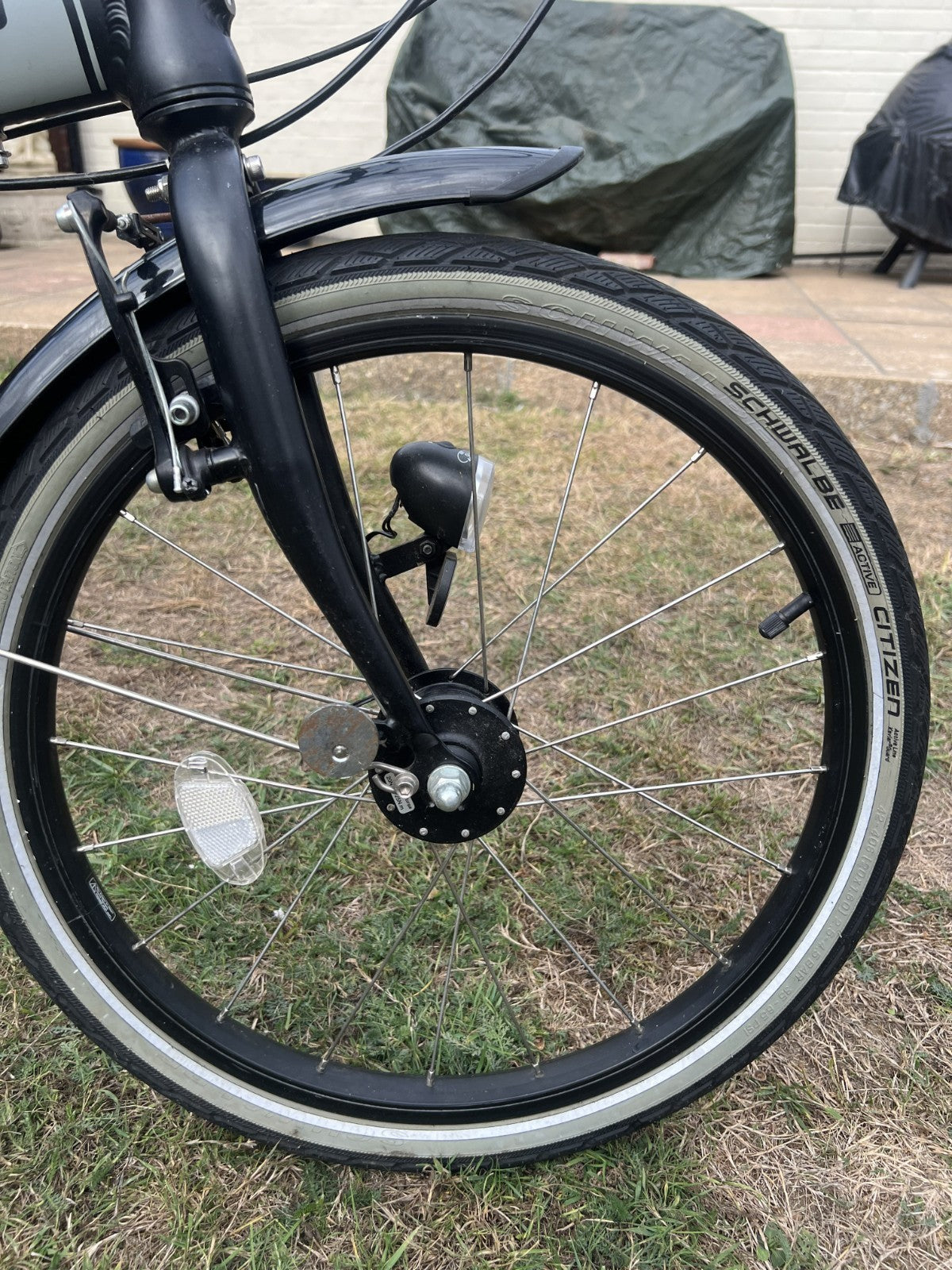 Tern 20” Link D7i 7 Speed Folding Bike & Trolley Rack with Integral Cover