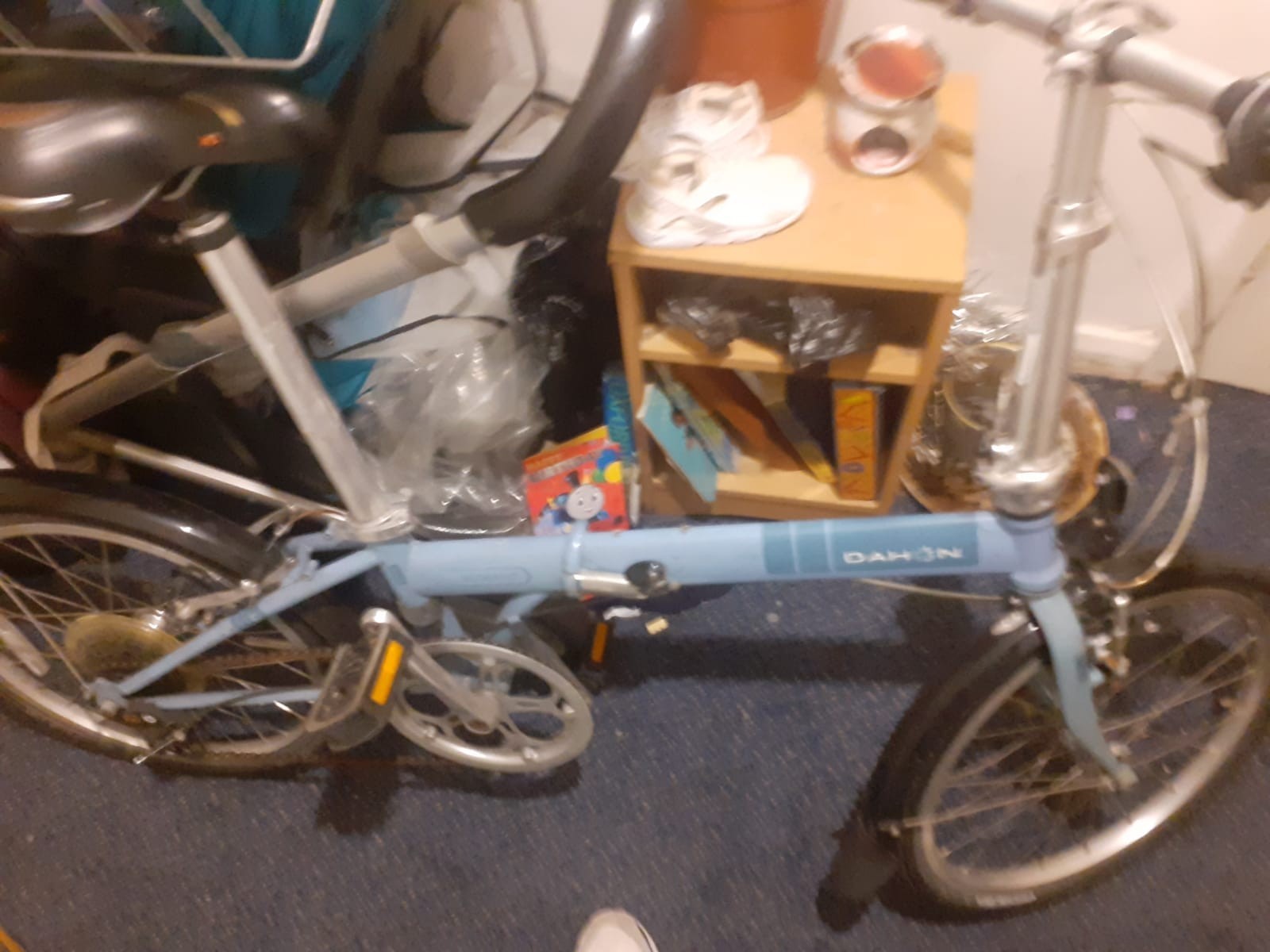 Dahon Speed D7 Folding Bike, 7-Speed SRAM Grip Shift, Carry Bag, Used 3 Times