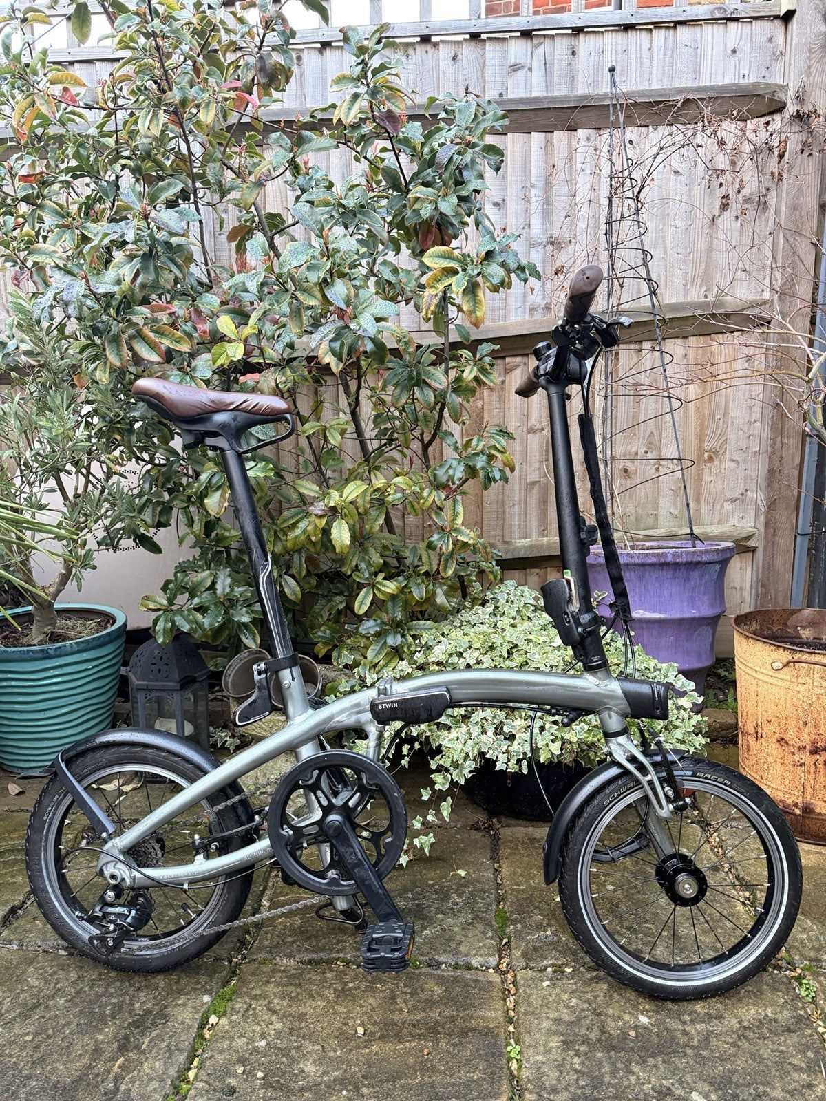 Btwin, Ultra-Compact Fold Bicycle. Aluminium Frame. Comet Grey