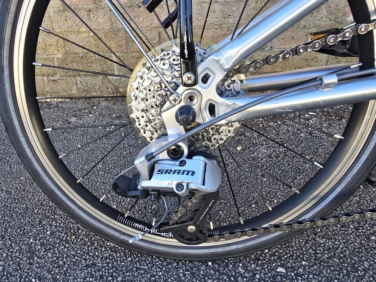 Dahon Helios Metro Vintage Folding Aluminium Push Bike Silver, Circa 1999