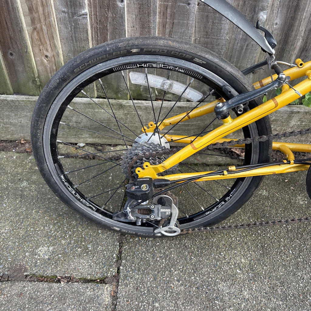 Dahon Speed Pro -7 Speed Folding Bike In Yellow