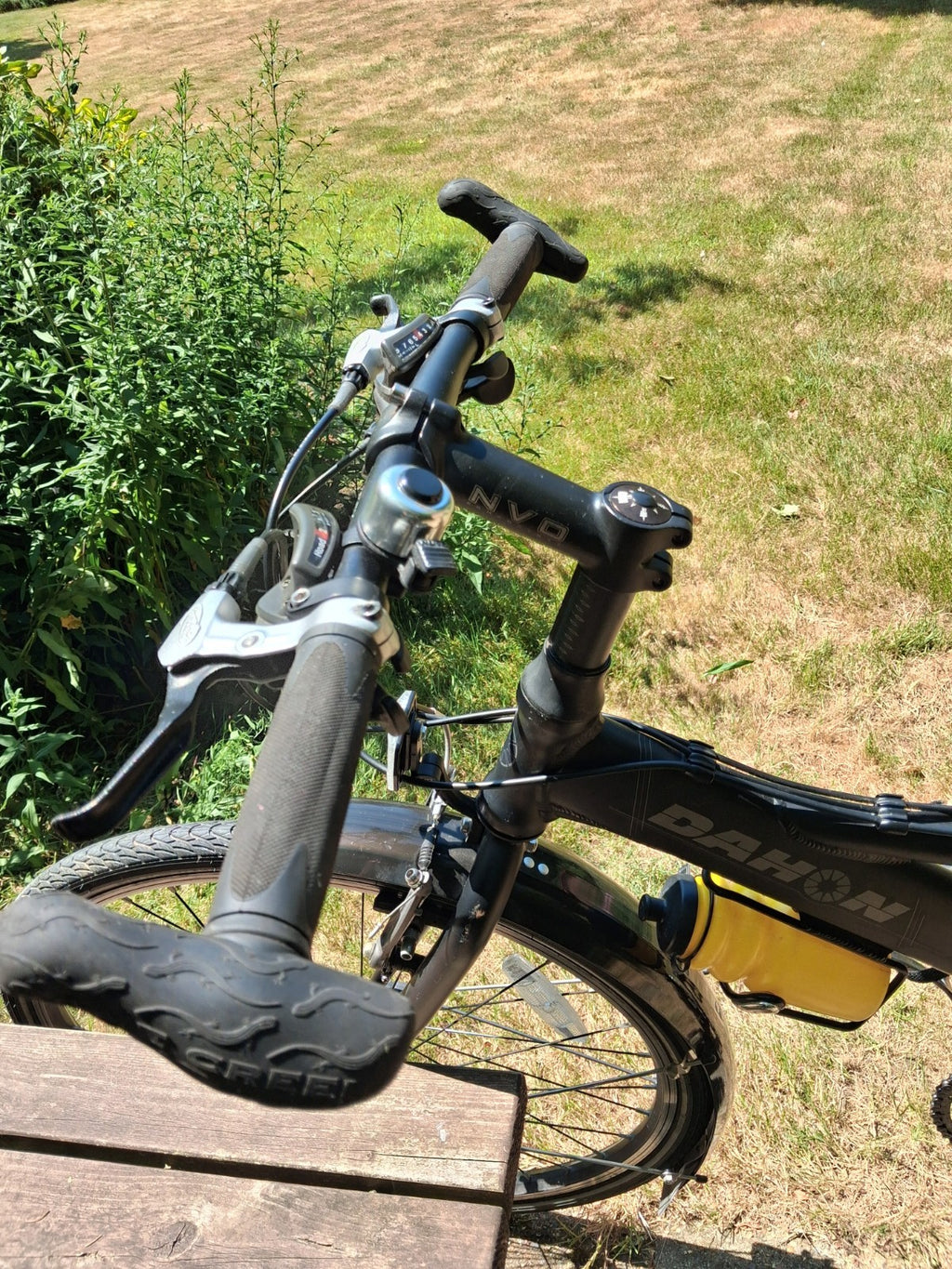 Dahon Cadenza Joe Murray Folding Bike (M), 26" wheels Touring spec., low gears