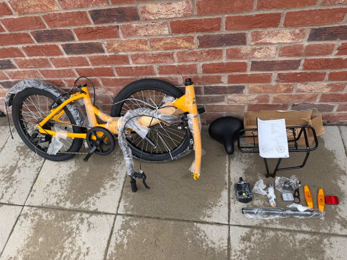 DeMarche: Yellow Aluminium Folding Bike, Size: 123 20.5 x 55cm