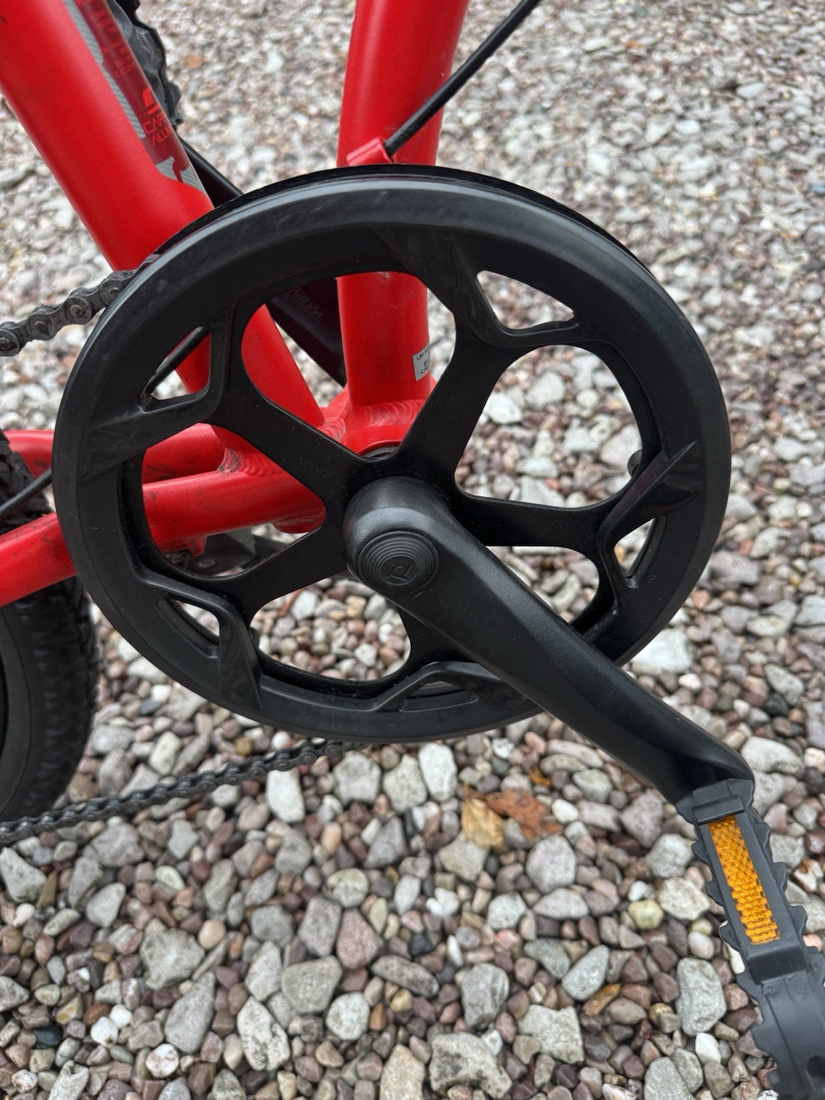 Carrera Intercity 8-Speed Folding Bike with Disc Brakes Excellent Condition
