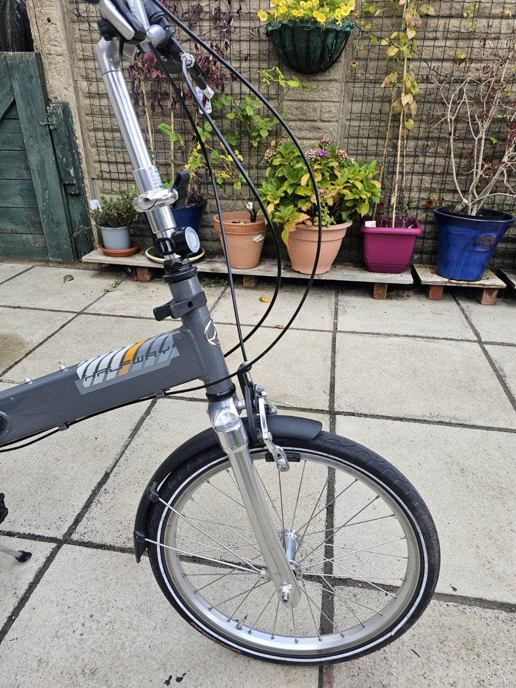 Giant Halfway Folding Bike 20'' Wheels, 7-Speed, Perfect Holiday Bike VGC