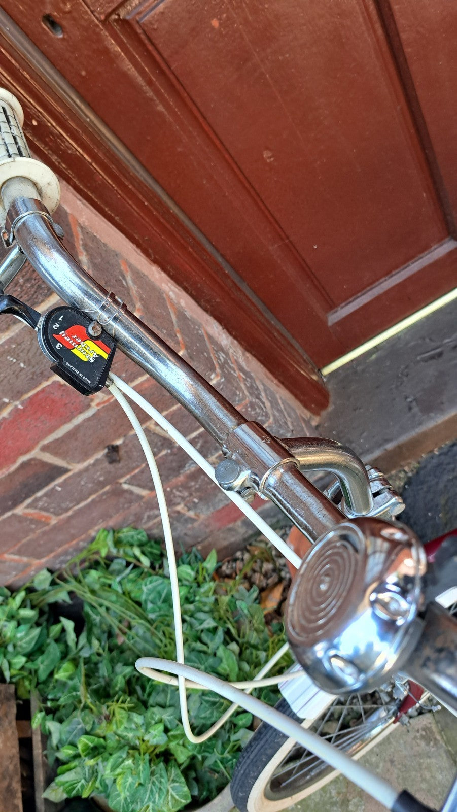 VINTAGE 3 SPEED FOLD UP BIKE