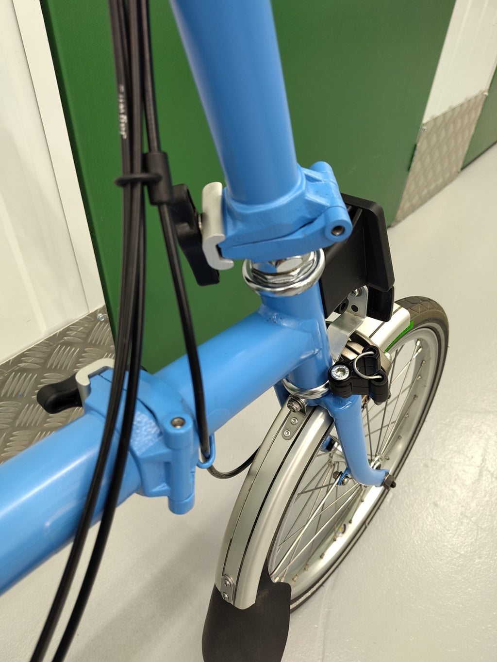 Brompton C Line Explore M6R rack mudguards six gears medium Only test ridden