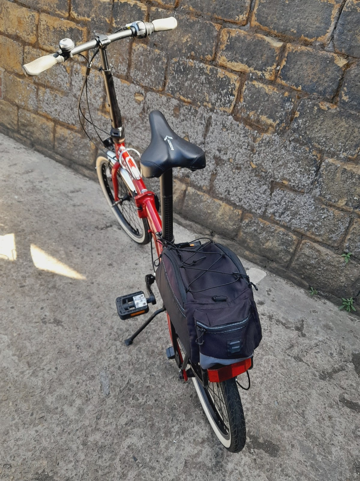 * CARRERA INTERCITY Folding Bike 8-Speed 20" Wheels (DELIVERY)