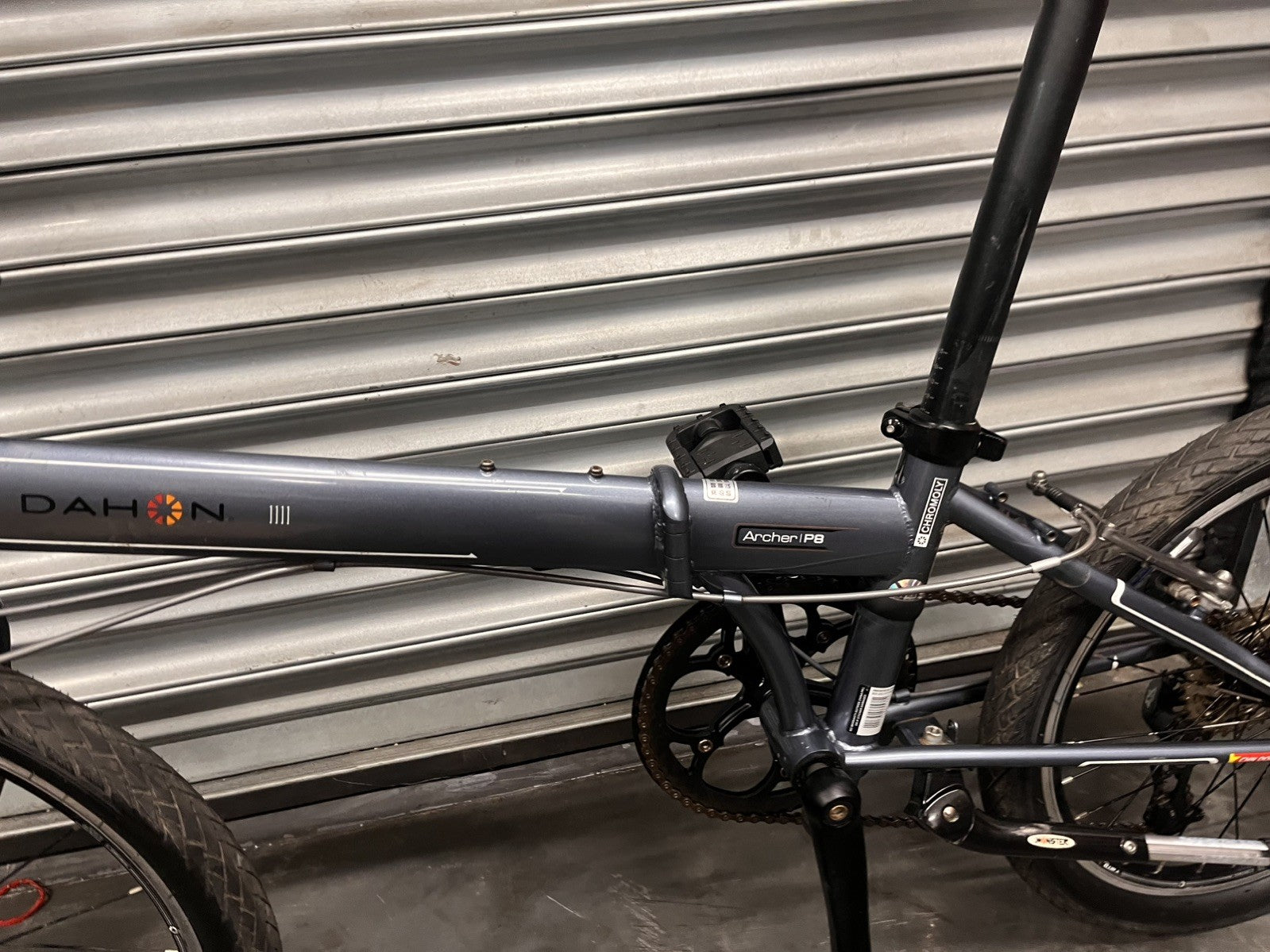 Dahon Archer P8 City Bike 8 Speed Folding Bike