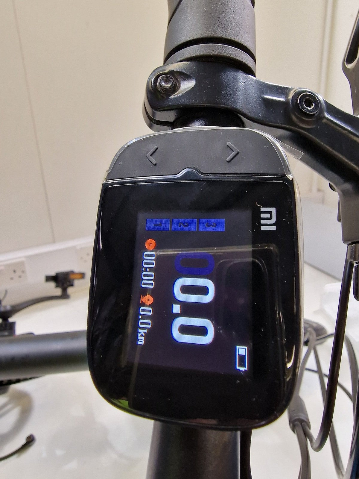 Xiaomi Smart 250W Power 25kmh 16" Wheel TFT Folding E--Bike (Marks/Missing Item)