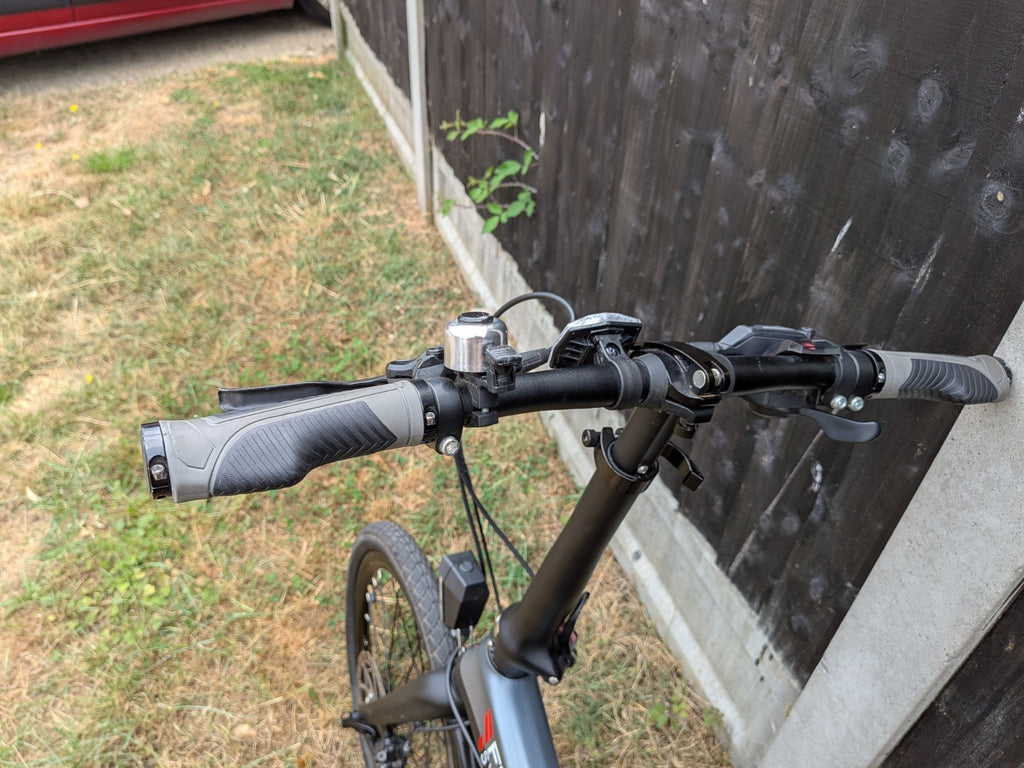 FURO Systems CARBON FRAME Folding Bike 20in 9-Speed Hydraulic Disc Brakes Rack