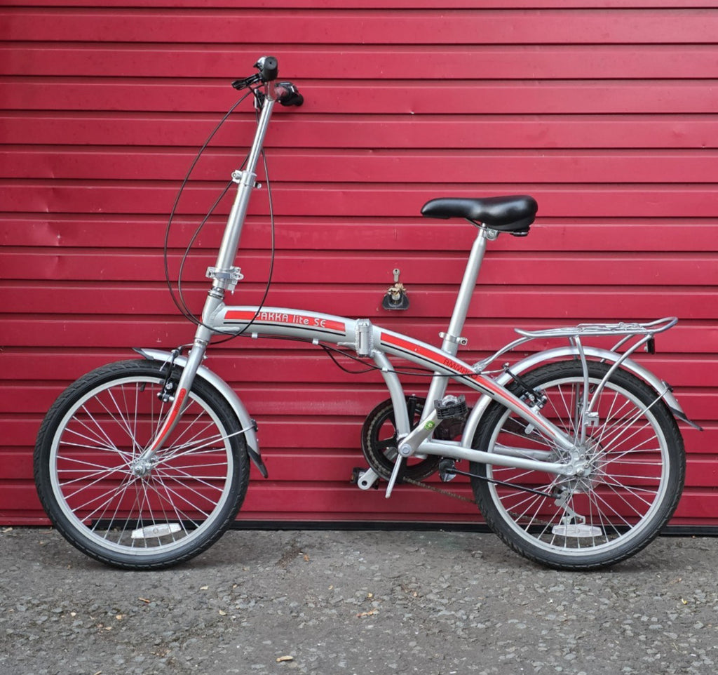 AMMACO PAKKA LITE SE FOLDING BIKE (20" WHEELS) BRAND NEW NEVER USED!!