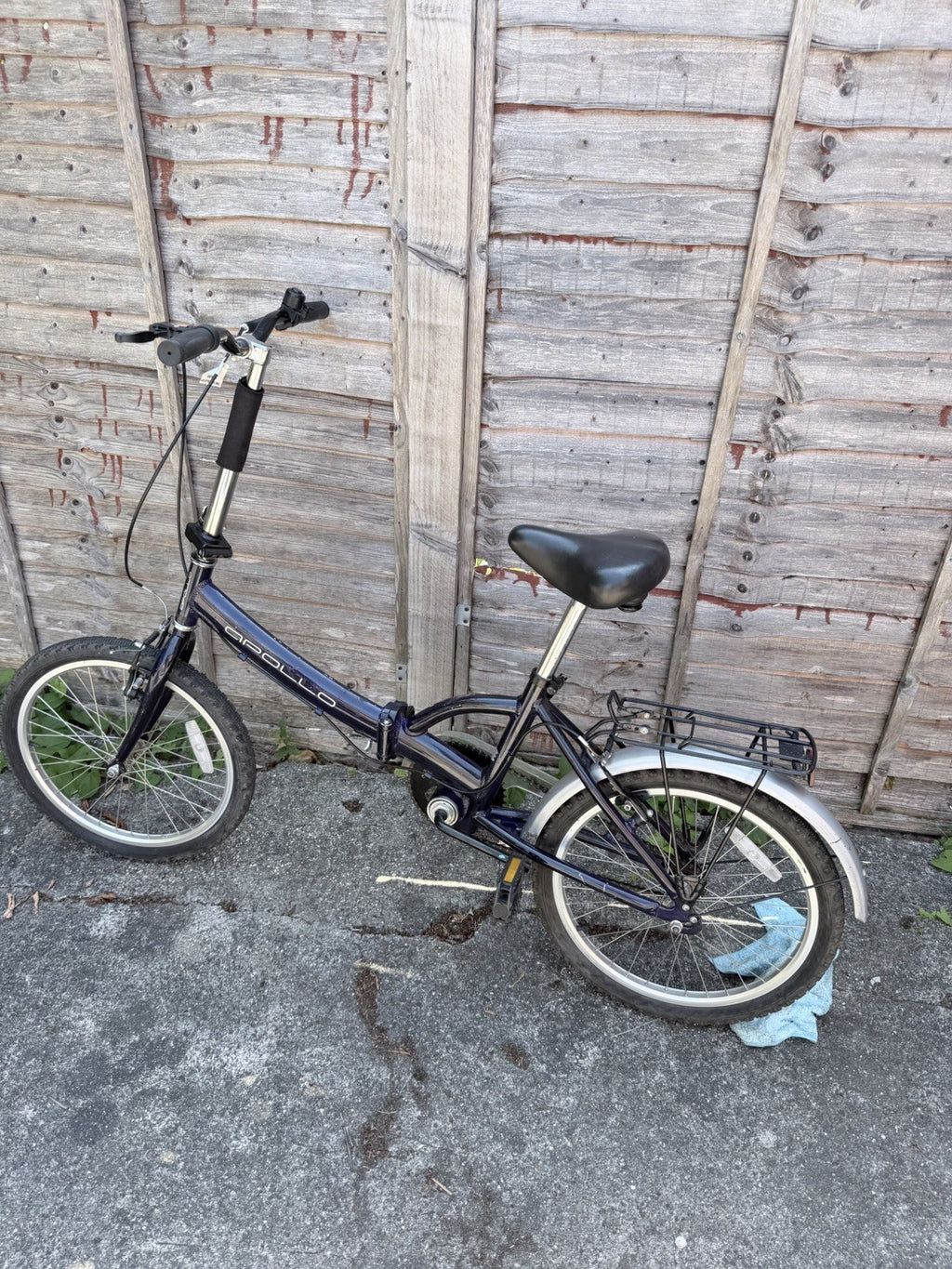 Apollo Folding Bike 20 in Blue/Black Rear Rack Mudguards Caliper Brakes