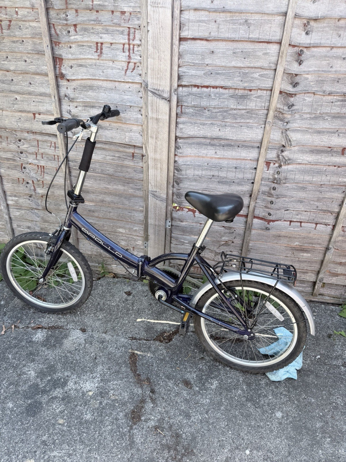 Apollo Folding Bike 20 in Blue/Black Rear Rack Mudguards Caliper Brakes