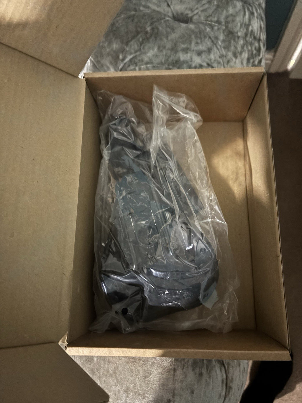 NEW IN BOX: Brompton C Line Explore 12-Speed – Gloss Black