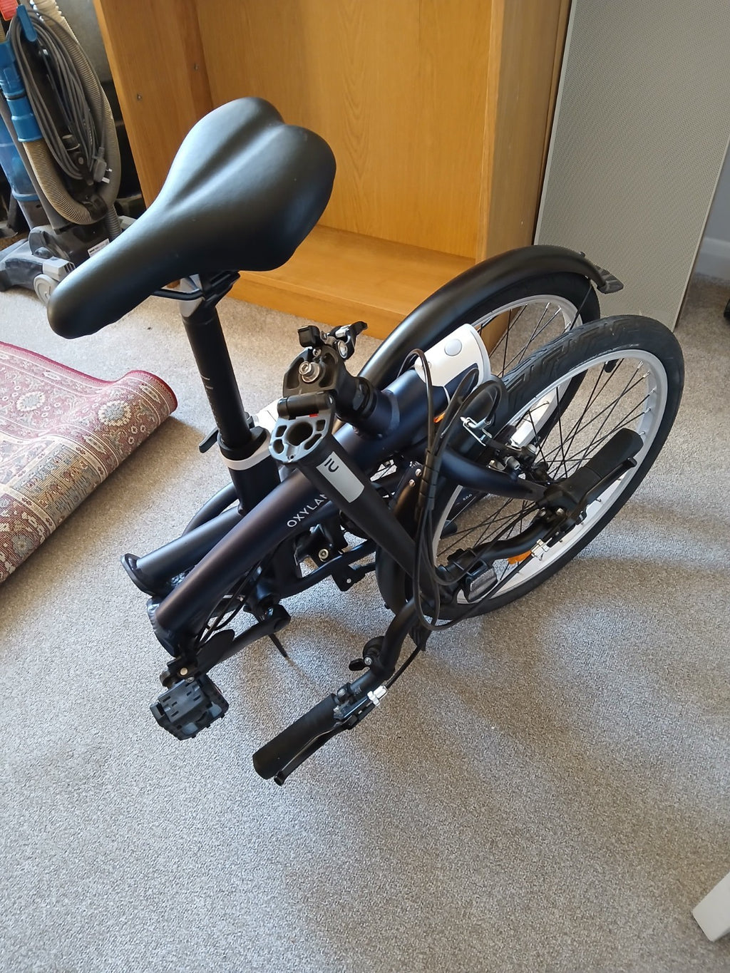 BTWIN Folding Bike 20-inch Blue (storm purple) hardly used, less than 10 miles
