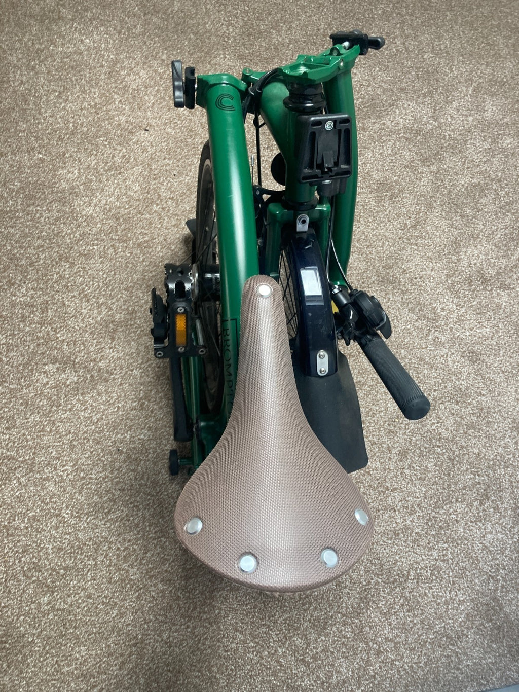 Brompton 2024 Brompton C Line M6L Black Edition Folding Bike - Racing Green