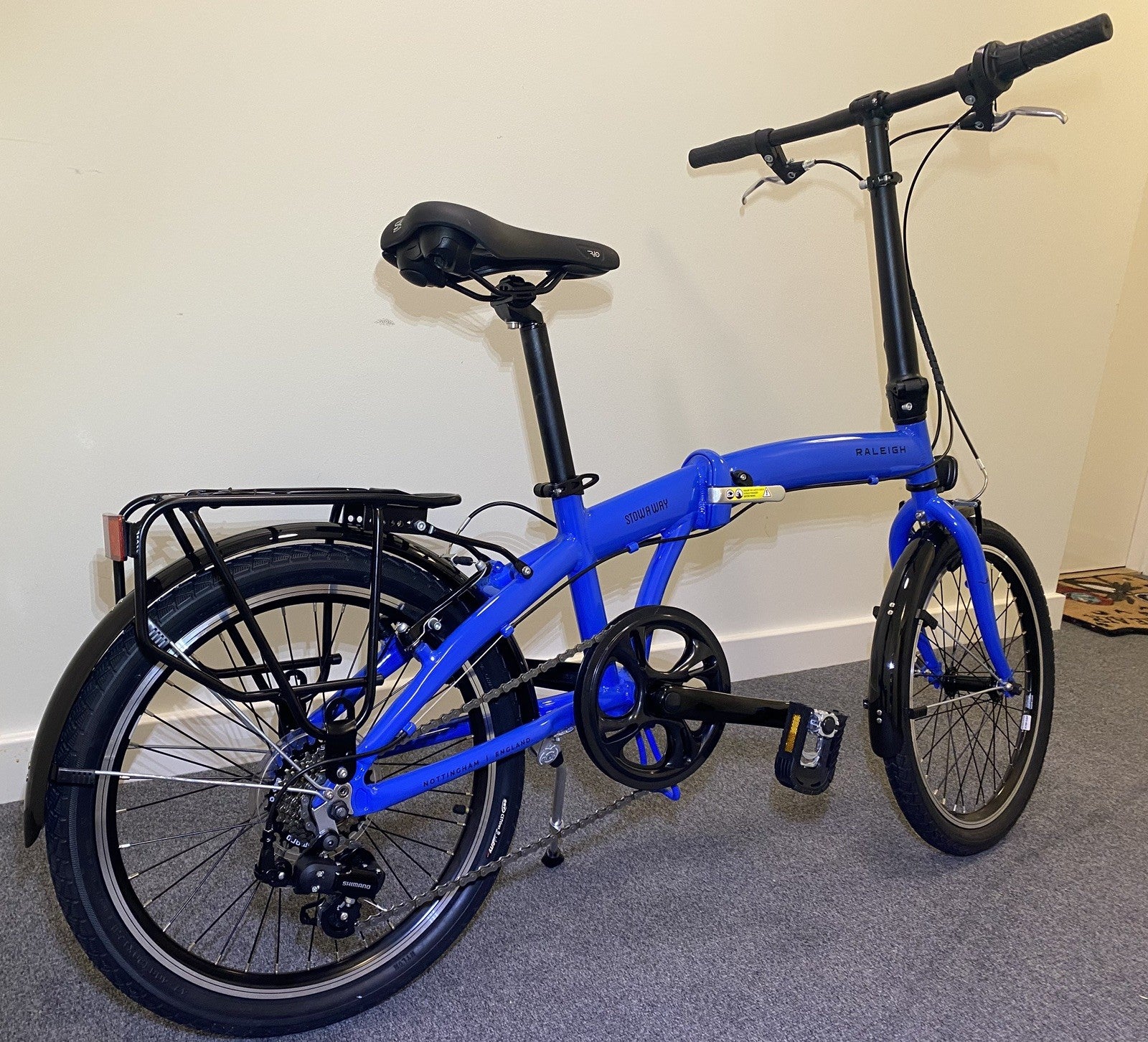 Raleigh Foldable Bike Stow A Way - Lightweight and compact. New unused. RRP £549