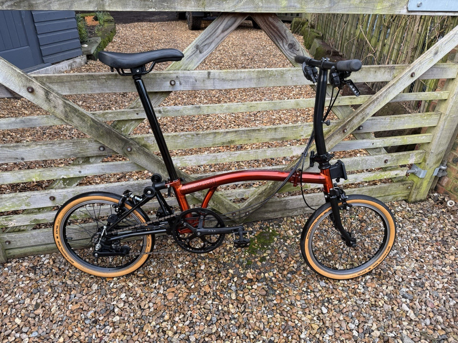 Brompton C Line Black Edition Explore Flame Lacquer, Low 6-Speed