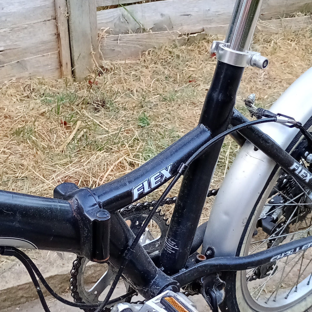 Challenge Flex Folding Bike 6 Speed Foldable w/ Mudguards Kickstand Black/Silver