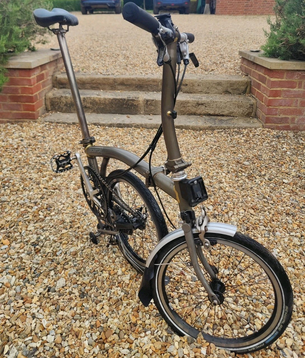 Brompton Folding Bike P-Line Super light (titanium fork / rear) in raw lacquer
