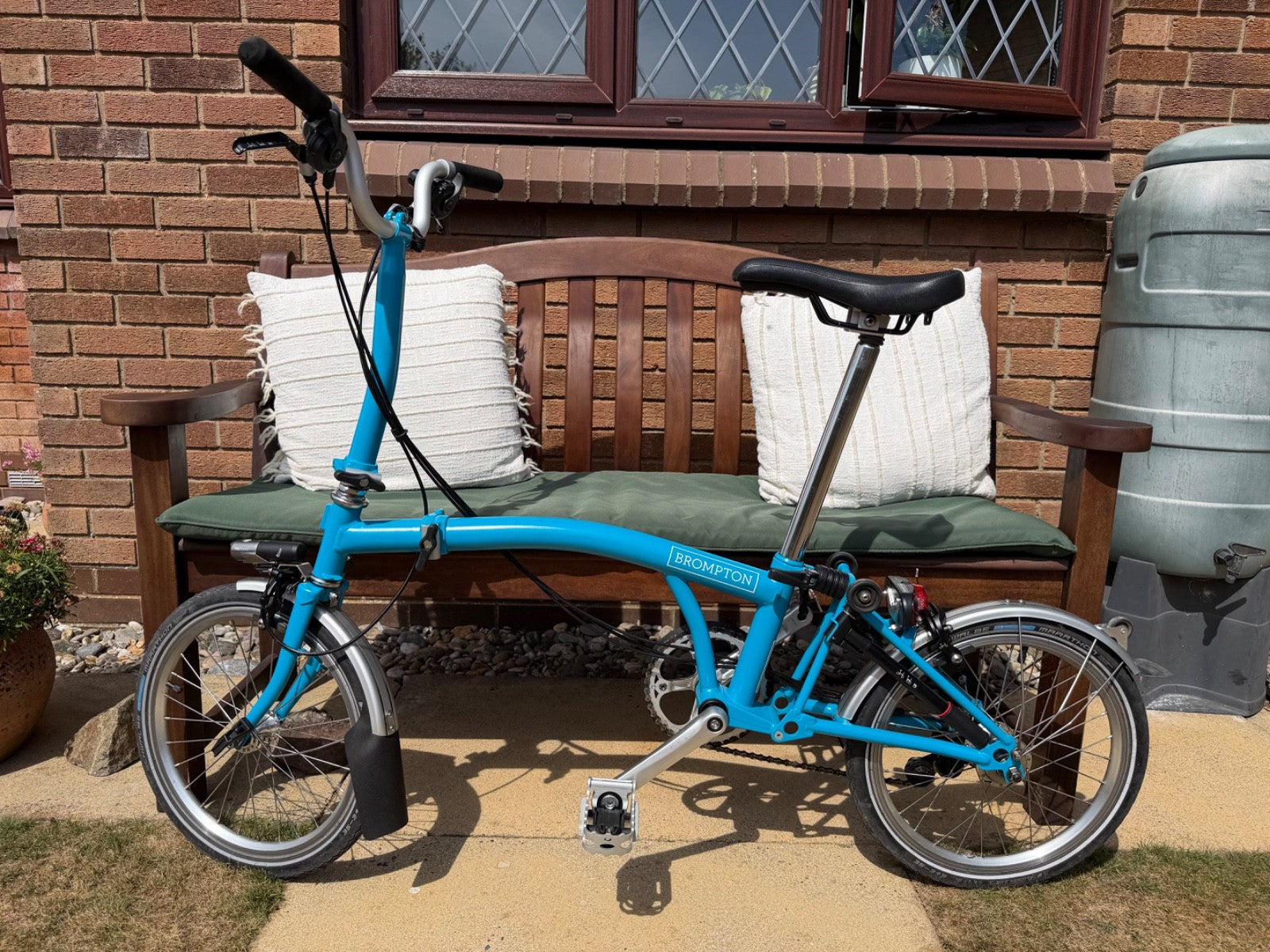 Brompton C Line M6L  (6 Speed) folding bicycle - BLUE (VERY GOOD CONDITION)