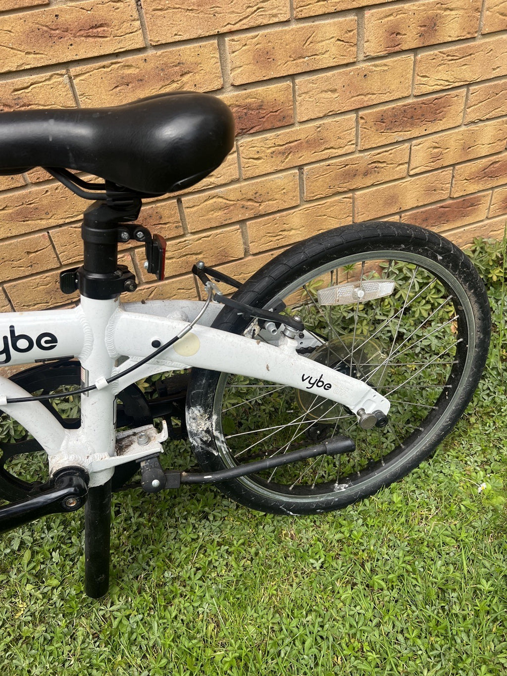 Dahon Vybe D7 Folding Bike (£599 New) white happy to ship