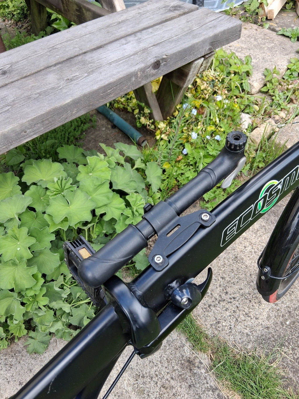 Ecosmo  20" Wheel 12kg Lightweight Alloy Folding City Bicycle - Black 7 speed