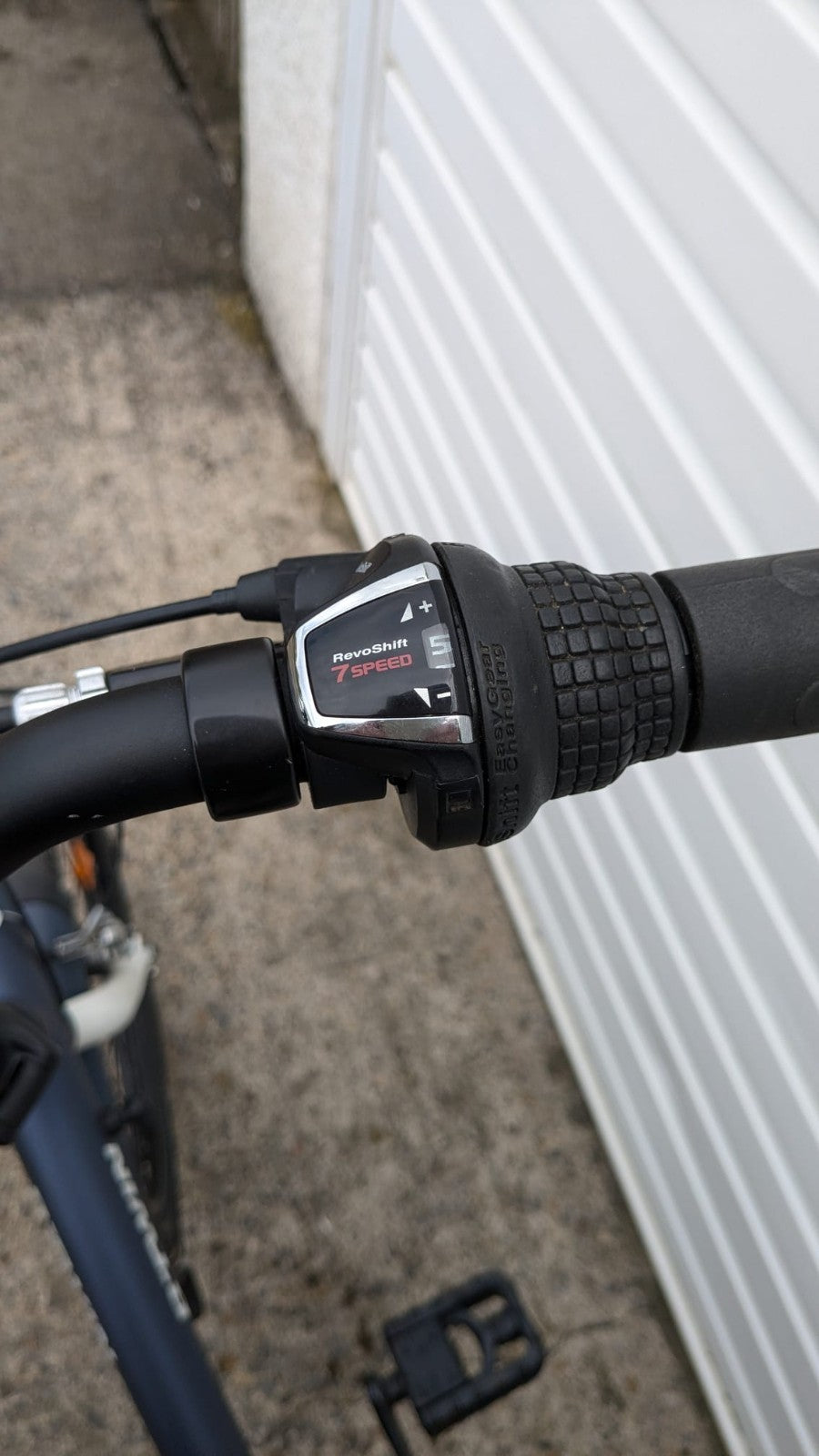 B'Twin Tilt 500 Folding bicycle