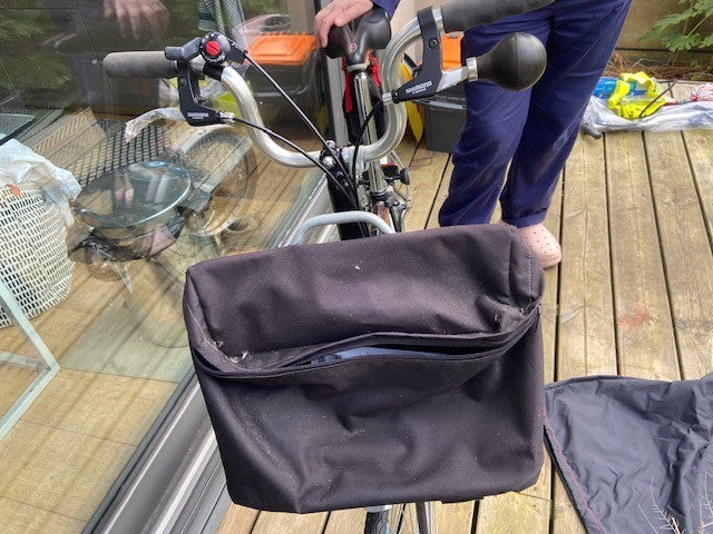 Brompton C Line M5L (5 Speed) folding bicycle - Black - used but hardly ridden
