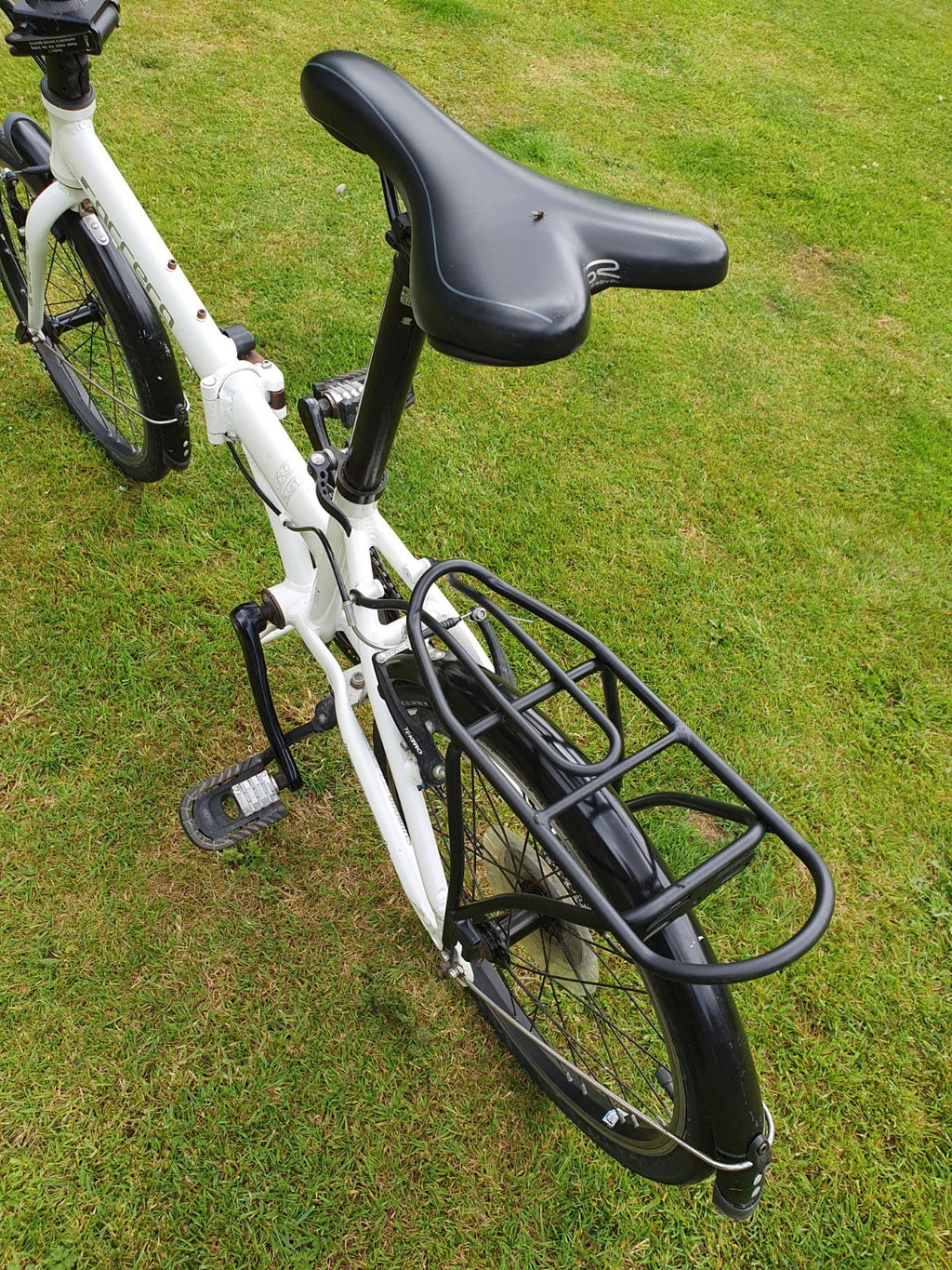 Carrera Transport 8-Gear Folding Lightweight Aluminium Bicycle